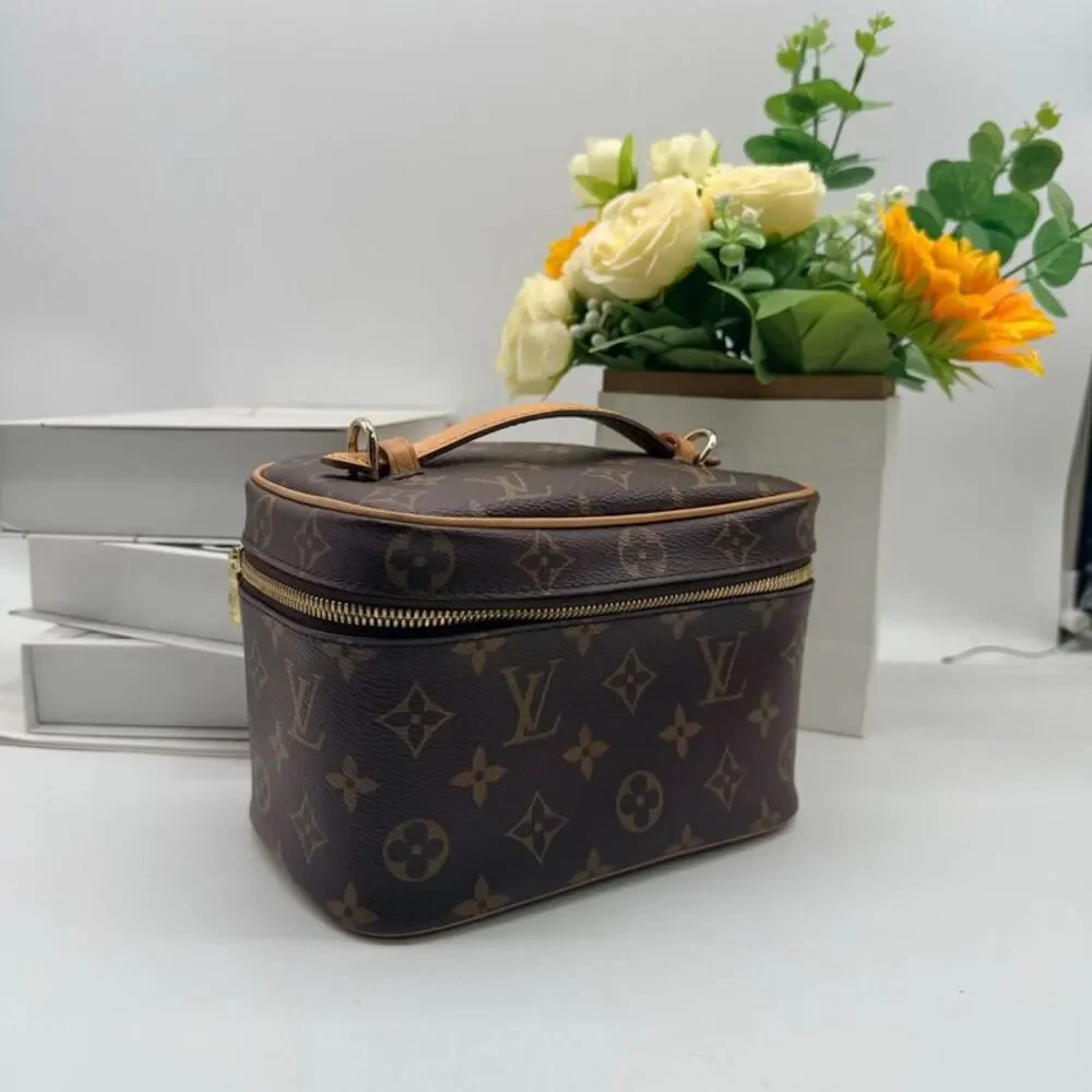 Louis Vuitton Women Pre-Loved Bag Very Good Condition